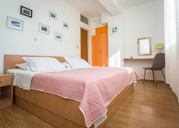 Apartments Mateljak